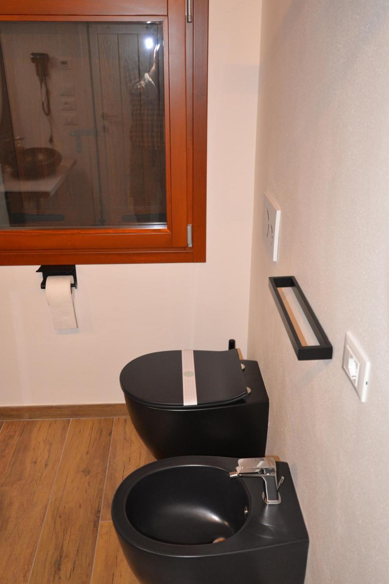 Casa Dei Colli Hotel มอนซามบาโน ภายนอก รูปภาพ